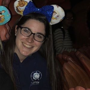 Meet your Posher, Caitlin